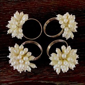 Set of 4 napkin rings from Pier 1